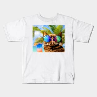 Funny Cat on Beach 675 Kids T-Shirt